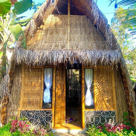 El Bamboo Guesthouse Jambu  Exterior photo